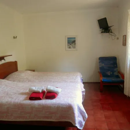 Casa Palmeiras 게스트하우스 3*